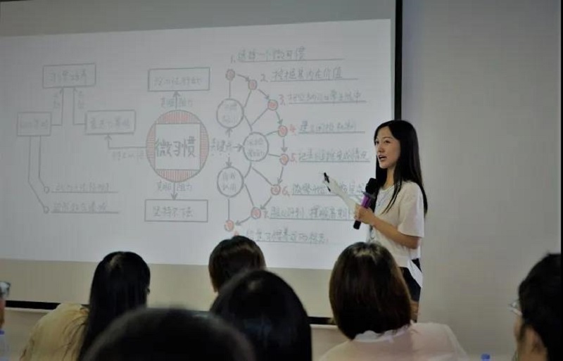 除了吃喝玩樂，云里物里還有啥？